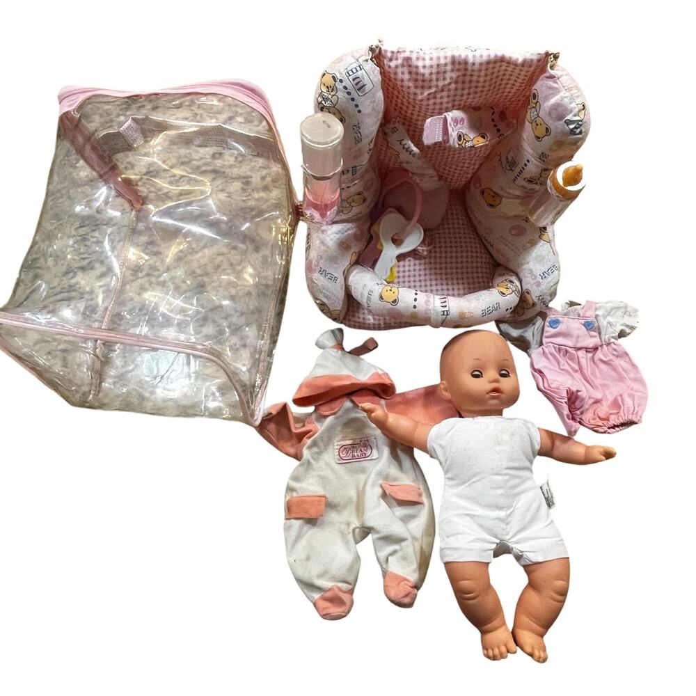 2009 Toys R Us You & Me Baby Doll Car Seat Bottles Clothes Toy Carrying Bag